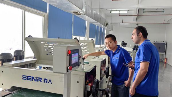 Roller coating machine operation training for Pakistan customer